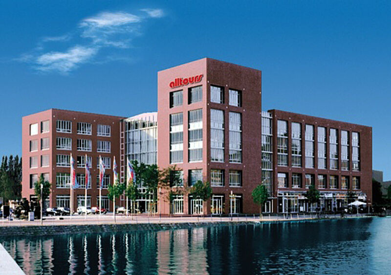 In der Zentrale von Alltours herrscht nach der Kündigung von rund 1.000 QTA-Agenturen angespannte Stimmung.