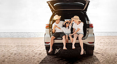 Mit dem Auto in den Urlaub fahren bleibt besonders für Familien hoch im Kurs