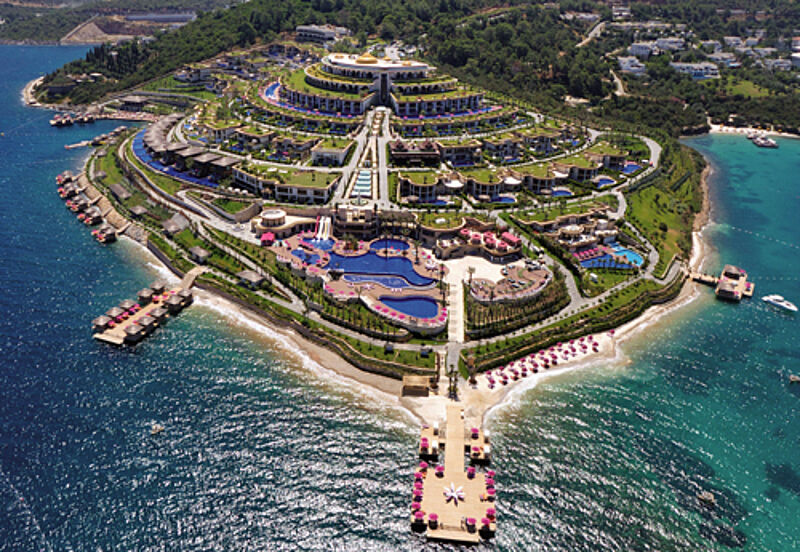 Das Jumeirah Bodrum Palace Hotel bietet 135 Suiten