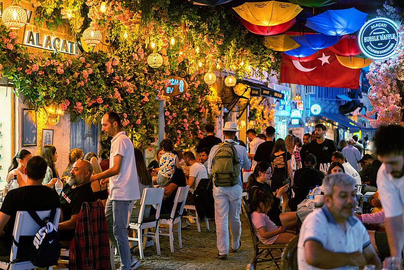 Die Altstadt von Alacati ist das Nightlife-Zentrum von Cesme