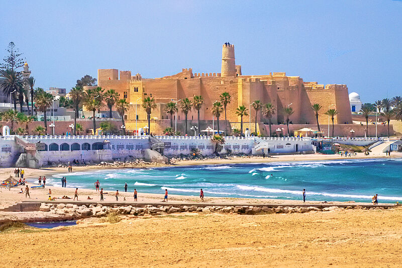 Am 28. April startet eine Inforeise von Vtours nach Tunesien, im Bild Monastir. Foto: Gelia/istockphoto