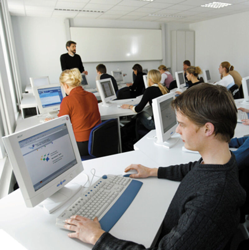 Nur wenige Reisebüro-Mitarbeiter werden systematisch geschult.