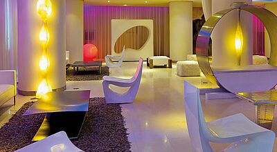 Lobby im El Hotel Pacha auf Ibiza