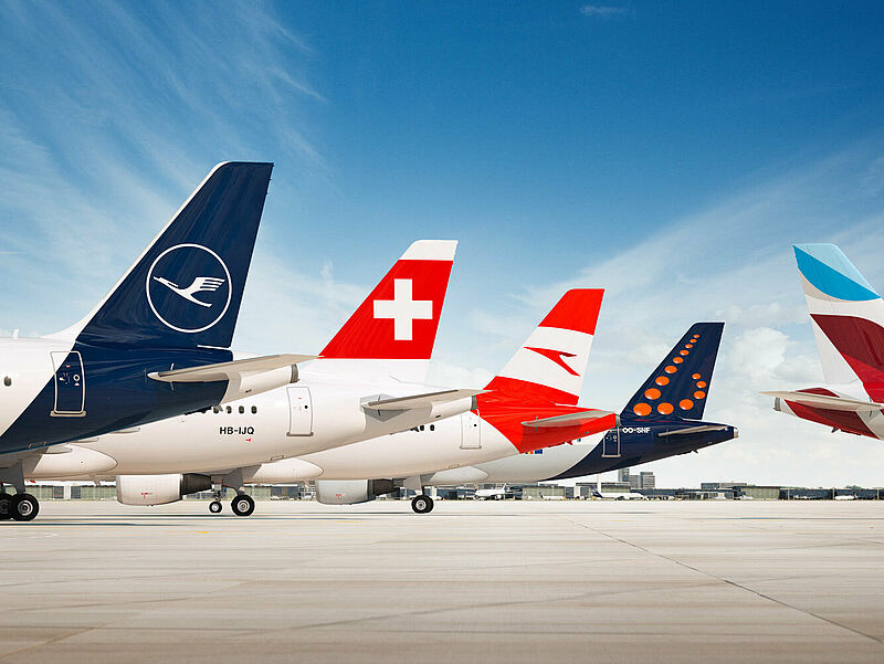 Der Kranich-Konzern hebt die Umbuchungsgebühren wieder auf Vor-Corona-Niveau. Foto: Lufthansa