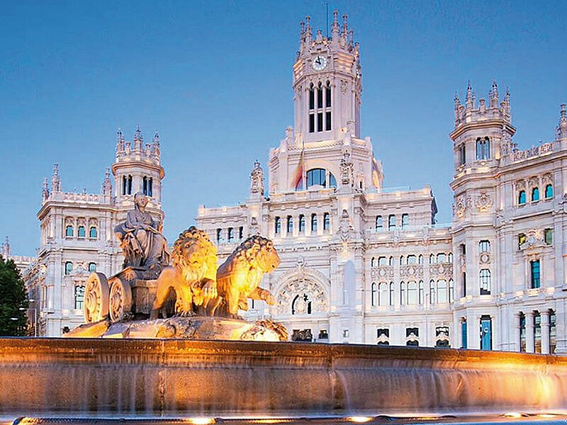 Madrids Tourismuswerber stellen die spanische Hauptstadt in einem Webinar vor. Im Bild: der Plaza de Cibeles. Foto: Turismo de Madrid