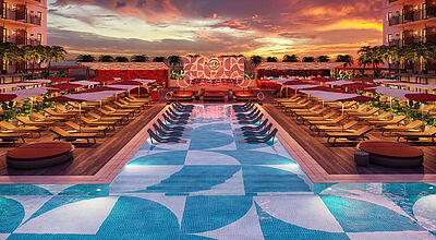 Einer der zwei Pools im Hard Rock Hotel Marbella. Foto: Palladium