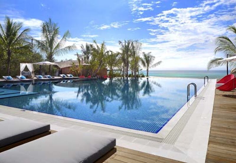 Alle 52 Villen des neuen Club Med Resort Finolhu Villas haben einen privaten Pool