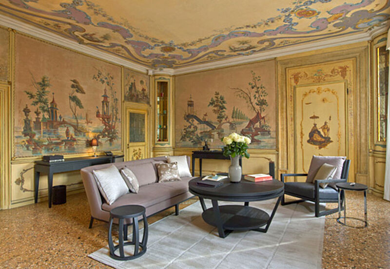 Im neuen Aman Canal Grande Venice kann in der Alcove Tiepolo Suite ein Deckengemälde von Tiepolo bewundert werden