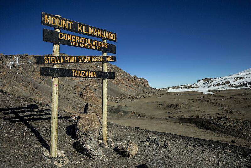 Der höchste Berg Afrikas, der Kilimandscharo, erhält nun Internet