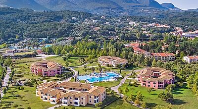 Zum Grecotel Costa Botanica auf Korfu zählt auch ein 1.000 Meter langer Sandstrand