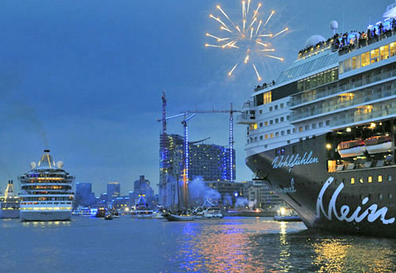 Auch Events wie die Hamburg Cruise Days begeistern immer mehr Deutsche für Urlaub auf dem Wasser