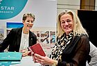 Hatten Spaß: Angela Distler, Business-Development-Managerin Iberostar (links), und Maren Mesters (Reisebüro Mesters, Giengen an der Brenz)