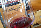 …im Weingut Gambino Vini, das auch Tropfen vom Fuße des Ätna reicht