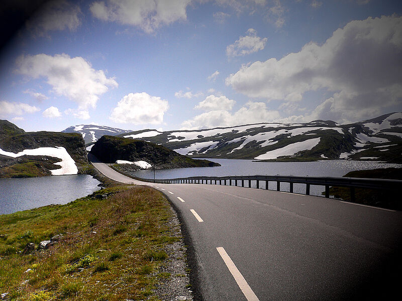 In Norwegen hat Troll Tours beispielsweise die zwölftägige Auto- und Motorradrundreise „Panoramastraßen Norwegens“ im Programm