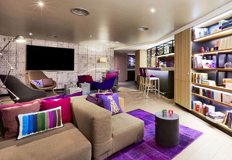 Blick in das erste Campanile-Hotel in Deutschland