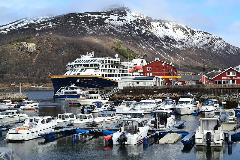 Die Havila Capella ist das erste von vier bestellten Schiffen des Hurtigruten-Wettbewerbers an der norwegischen Küste