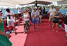 Corona ist fast vergessen: Tanzeinlage auf dem Ausflugsboot