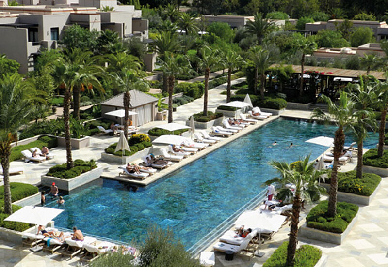 Am Pool des Four Seasons Hotels Marrakesch wird sich sicherlich auch der eine oder andere Bayern-Kicker blicken lassen
