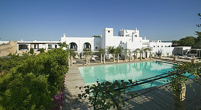 Die Luxuskette Rocco Forte investiert sechs Millionen Euro in die Masseria Torre Maiza in Apulien Die Luxuskette Rocco Forte investiert sechs Millionen Euro in die Masseria Torre Maiza in Apulien