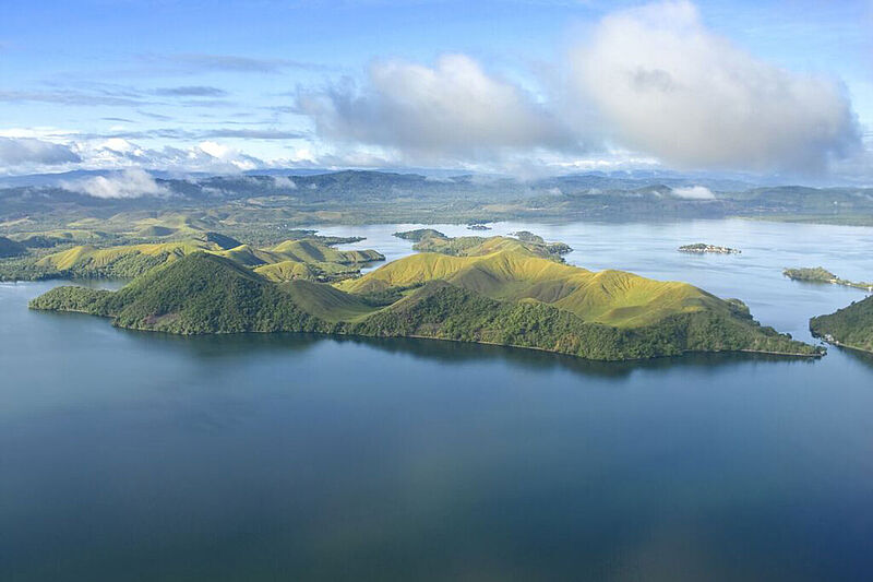 Papua-Neuguinea kann man mit Intrepid unter anderem bei einer Wandertour kennen lernen