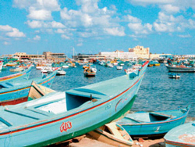 An der Corniche präsentiert sich Alexandria europäisch.