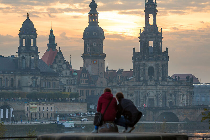 Panorama von Dresden im Abendlicht