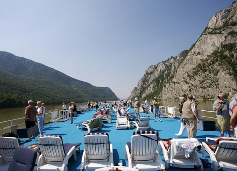 So sieht das Sonnendeck des neuen Donau-Schiffs „Wolga“ von Nicko Tours aus.