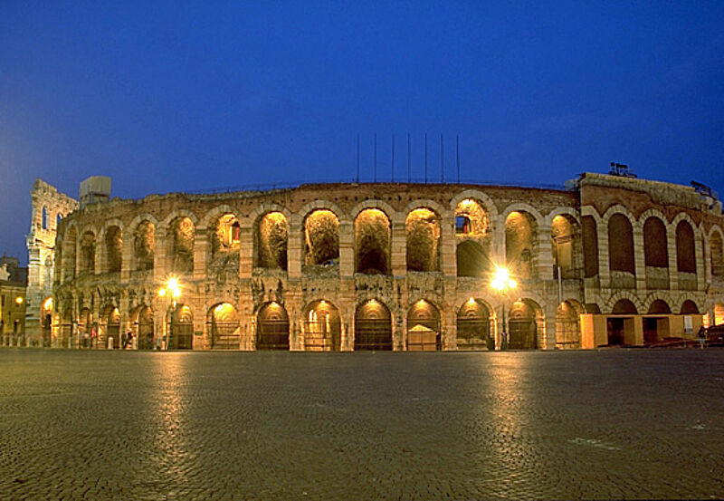 Im Amphitheater von Verona lassen sich die Zuschauer verzaubern