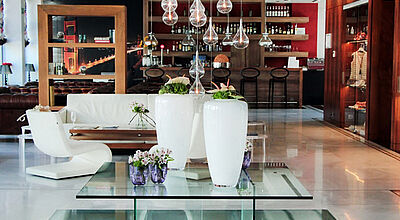 Mit viel Glück können Urlauber Lionel Messi in der Lobby seines Hotels Mim in Sitges treffen