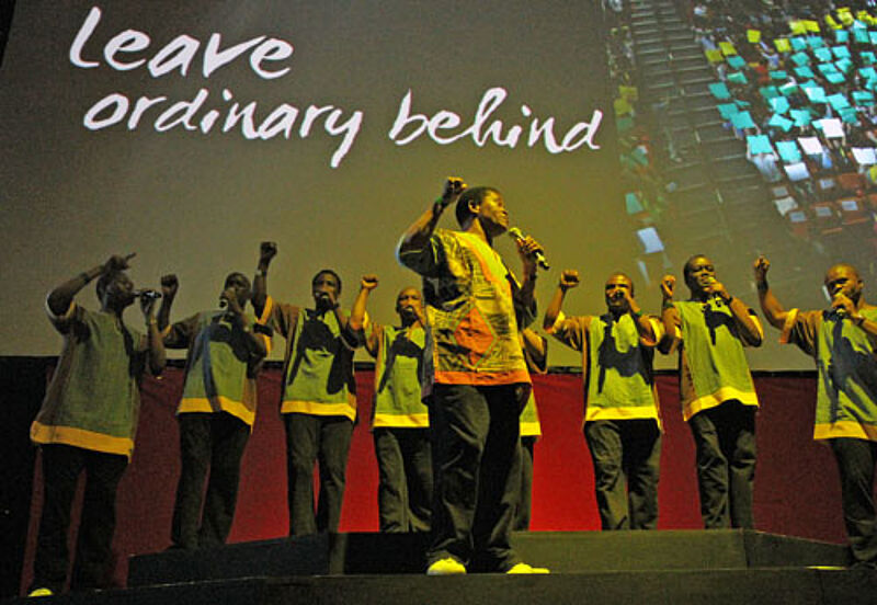 Tanzen und singen für den Tourismus: die Eröffnungsfeier der Reisemesse Indaba in Durban