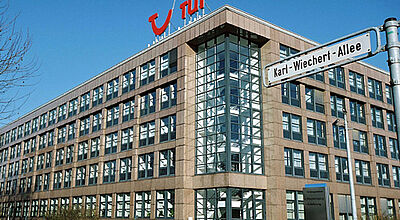 TUI Deutschland, hier die Zentrale in Hannover, ist mit dem Geschäftsergebnis 2008/2009 zufrieden.