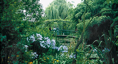 Die Japanische Brücke im Monet-Garten in Giverny ist weltberühmt.