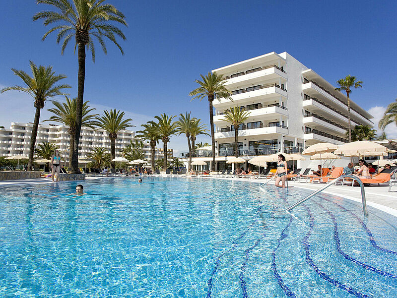 Die Allsun-Hotels, hier das Bahia del Este auf Mallorca, gehören zu den Erfolgsgaranten von Alltours. Foto: Alltours