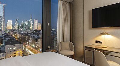 Blick in ein Zimmer im neuen NH Collection Frankfurt Spin Tower