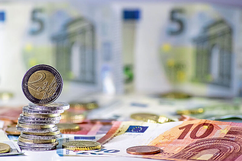 Die Reisebüro-Gehälter sind seit 2018 deutlich gestiegen. Im Vergleich zu anderen Branchen sind sie immer noch niedrig