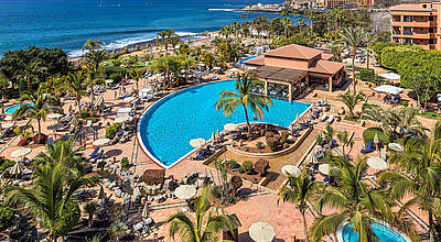 Im H10 Hotel Costa Adeje Palace auf Teneriffa müssen die Urlauber derzeit in ihren Zimmern bleiben. Foto: H10