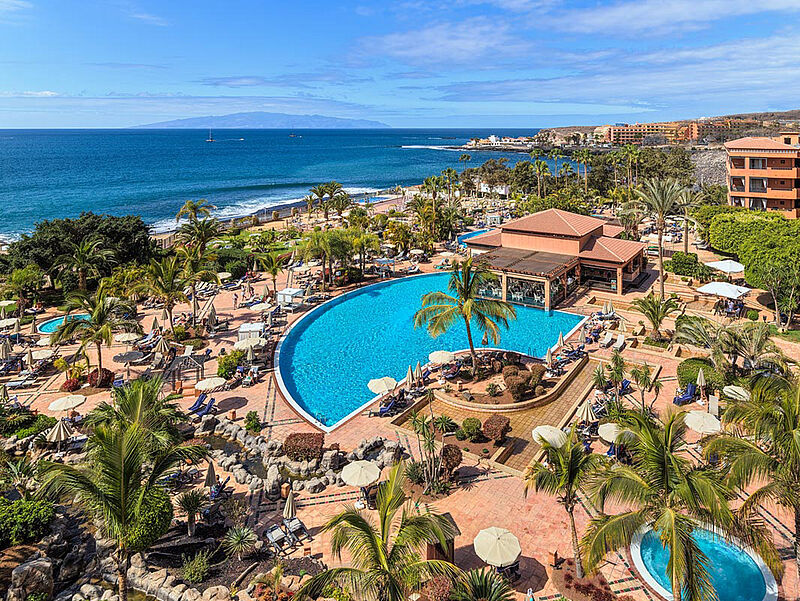 Im H10 Hotel Costa Adeje Palace auf Teneriffa müssen die Urlauber derzeit in ihren Zimmern bleiben. Foto: H10 Im H10 Hotel Costa Adeje Palace auf Teneriffa müssen die Urlauber derzeit in ihren Zimmern bleiben. Foto: H10