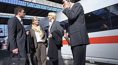 Firmenkunden der Bahn müssen ab April auch beim DB-Eigenvertrieb Service-Gebühren zahlen