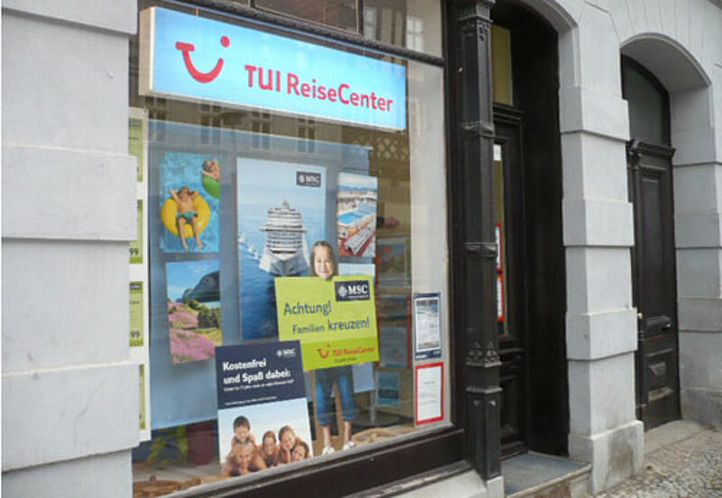 Zu TUI Leisure Travel gehören rund 630 Franchise-Büros der Marken TUI Reisecenter (im Bild ein Büro in Quedlinburg), First und Hapag-Lloyd Reisebüro