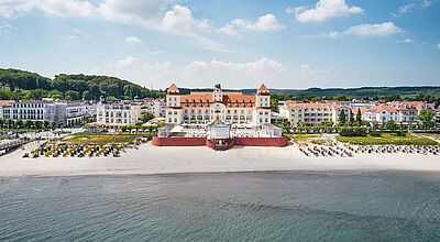 Ein wunderschönes Haus steht am Ostseestrand