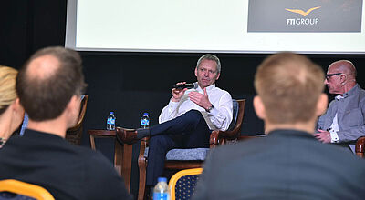„So geht es weiter bei FTI“: CEO Karl Markgraf auf der jüngsten Jahrestagung der Franchise-Kette TVG