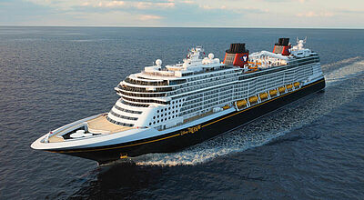 Die für Ende 2024 angekündigte Disney Treasure ist auf 4.000 Passagiere ausgelegt. Modell: Disney Cruise Line