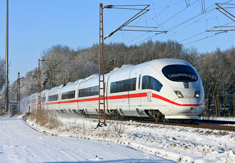 Mehr und bessere ICE-Verbindungen ab Winter bietet die Bahn.