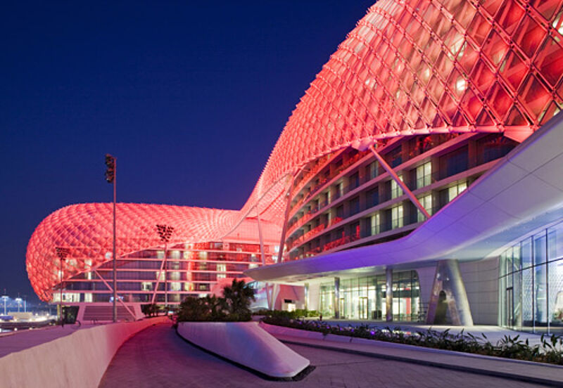 Aufbruch in eine moderne Welt: Auf der DRV-Tagung in Abu Dhabi – hier das Yas Viceroy Hotel – wurde viel über Digitalisierung diskutiert