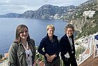 Mittagspause (von links): Franziska Sundarp (Geoplan), Irma Bauer (Travel to Life) und Helena Kitzel (Wikinger)  