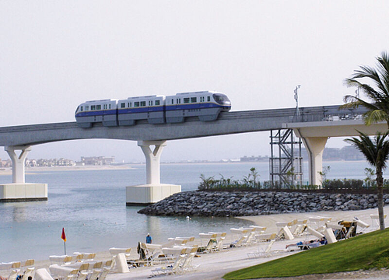 Mit der neuen Monorail geht es zum Hotel Atlantis The Palm Jumeirah.