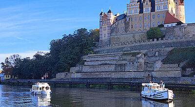 In Bernburg an der Saale hat Locaboat Holidays die Flotte für 2025 aufgestockt. Foto: Locaboat Holidays In Bernburg an der Saale hat Locaboat Holidays die Flotte für 2025 aufgestockt. Foto: Locaboat Holidays