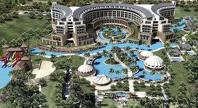 Im neuen Fünf-Sterne-Hotel Riu Kaya Palazzo in Belek können sich die Urlauber auf acht Rutschen tummeln