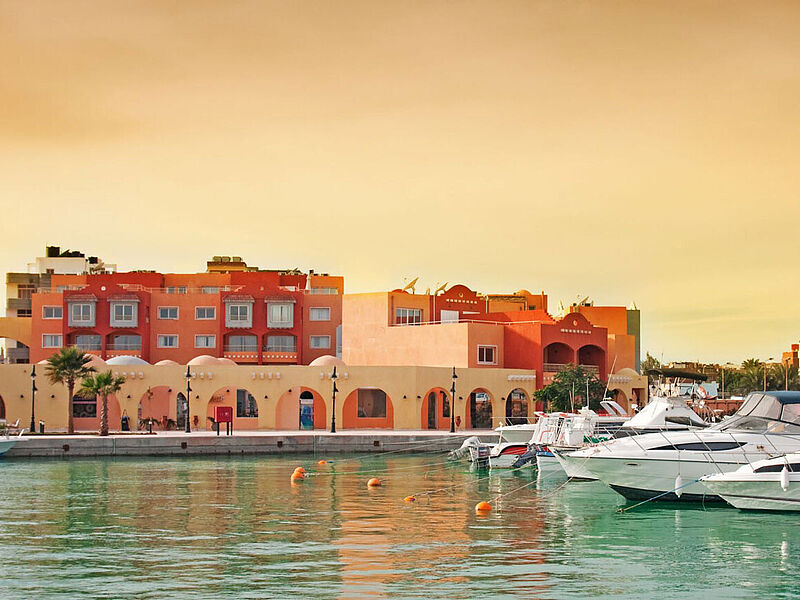 In Ägypten, im Bild Hurghada, hat Bentour Reisen zum kommenden Winter viele neue Produkte aufgenommen. Foto: Danilovi/iStock