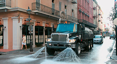 Das French Quarter erhält jeden Morgen eine Dusche, so dass die Stadt in besonderem Glanz erstrahlt.